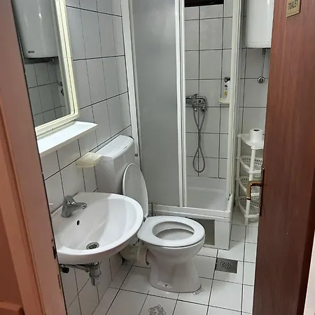 Gasthuis Hondo Rooms&apartments 2*