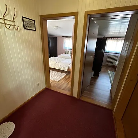 Hondo & Guest house 2*