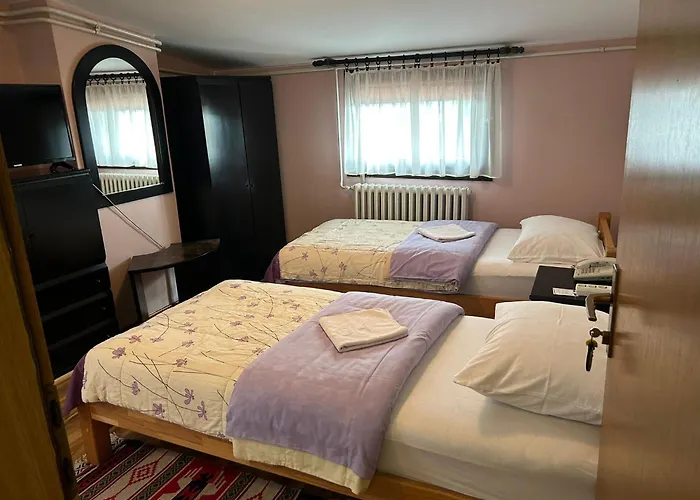 Guest house Hondo & 2*